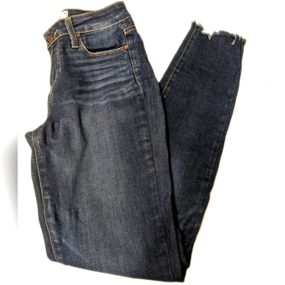 Paige Verdugo Ankle jeans in Barton Distressed wash, raw hem, size 25